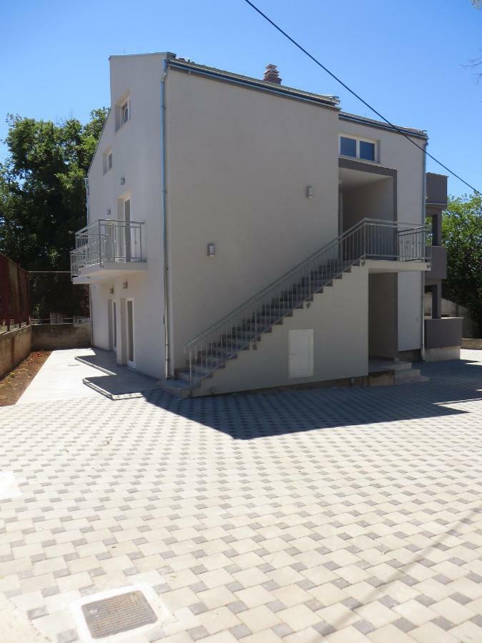 Luka Apartments ビオグラード・ナ・モル エクステリア 写真